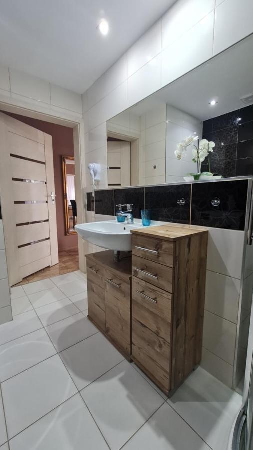 Apartment Pegaz & Aqua Marina Swinoujscie Ngoại thất bức ảnh