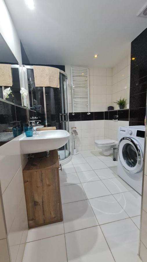 Apartment Pegaz & Aqua Marina Swinoujscie Ngoại thất bức ảnh
